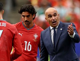 مدرب البرتغال يدخل "تاريخ إسبانيا" بعد الفوز على أوزبكستان