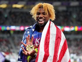 شاهد.. لايلز يعادل بولت ويفوز بذهبية 200م للمرة الرابعة توالياً