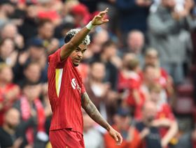 لماذا انسحب برشلونة من صفقة لويس دياز؟