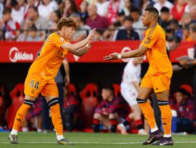 ريال مدريد لن يسمح لبرشلونة بضم "ابن المدينة" المنبوذ