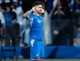 شاهد.. طردان و3 أهداف في فوز الهلال المثير على الغرافة بأبطال آسيا