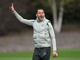 رغم اعتذار إنزو فرنانديز.. روسينيور يعترف بوجود مشكلات عالقة في تشيلسي