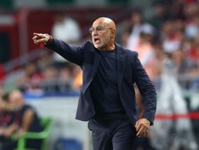 دي لا فوينتي: فريقي يفاجئني وميرينو لا ينال تقديراً بإسبانيا