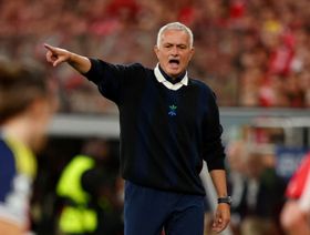 ليس الخروج الأوروبي.. رئيس فنربخشة يكشف سبب إقالة مورينيو