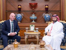 ولي العهد السعودي يلتقي إنفانتينو رئيس الاتحاد الدولي لكرة القدم