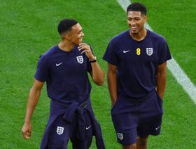 هل تسبب جود بيلينغهام في إبعاد ألكسندر أرنولد عن منتخب إنجلترا؟