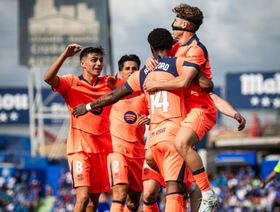 هدية من الجار اللدود؟ ما أقرب فرصة لتتويج برشلونة بلقب الدوري الإسباني؟