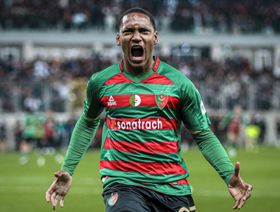 المولودية يقهر الهلال ويشعل صراع التأهل في دوري أبطال إفريقيا