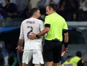 يويفا يعاقب كارفاخال بالإيقاف مباراتين وسيميوني واحدة