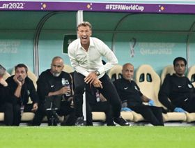 رينارد يعترف بأزمة الهجوم في السعودية ويكشف خطة الإنقاذ