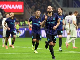 شاهد.. إنتر ميلان يعبر فيورنتينا بثلاثية في ليلة الأهداف الجميلة