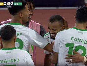 ملخص وأهداف مباراة الحزم والأهلي (0-2) في دوري روشن السعودي