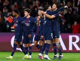 باريس سان جيرمان يتلاعب بميتز ويستعيد الصدارة من لانس