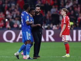 أول تعليق رسمي من "يويفا" على أزمة فينيسيوس جونيور ولاعب بنفيكا