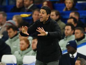 أرتيتا يشعر بخيبة أمل بعد تعادل أرسنال مع تشيلسي رغم التفوق العددي