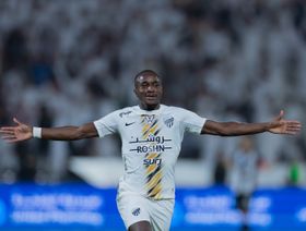 شاهد.. هدفان رائعان من ديابي يقودان الاتحاد لفوز مثير على الشباب