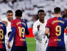 هل ينسحب ريال مدريد من نهائي كأس الملك ضد برشلونة؟