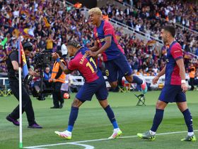 تشكيلة برشلونة الأساسية ضد أتلتيكو.. هجوم ناري لتعويض الرباعية