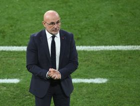 دي لا فوينتي يثور بسبب حارس برشلونة ويؤكد أهمية لابورت مع إسبانيا