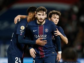 كفاراتسخيليا يقود باريس سان جيرمان لسحق رين بالدوري الفرنسي