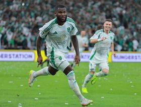 ما حقيقة رغبة كيسي في فسخ عقده مع الأهلي واللعب في إيطاليا؟