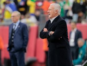 ديشان يشيد بلاعبي فرنسا وينتقد "عدوانية" منتخب كولومبيا