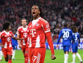 بايرن يسعى لتحصين أوليس أمام إغراءات كبار إنجلترا