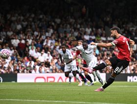 برونو فرنانديز يعادل رقماً سلبياً لصلاح في الدوري الإنجليزي الممتاز