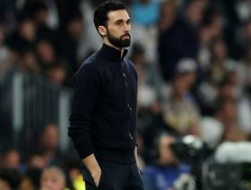 أربيلوا يمدح فينيسيوس ويقلل من خطورة إصابة أسينسيو