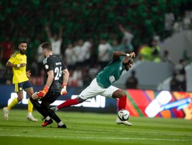 شاهد.. النصر يقلب الطاولة على الاتفاق بـ10 لاعبين