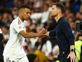 أسطورة ألمانيا: لا يوجد مدرب لديه ما يلزم لقيادة ريال مدريد