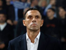 "بديل دونيس" يصل السعودية تمهيداً للإعلان عن مدرب الأخضر