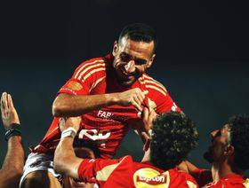 شاهد.. على معلول يودّع جمهور الأهلي بالدموع