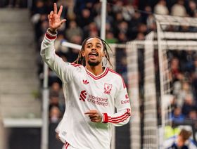 باركولا مهاجم ليفربول: الدوري الإنجليزي أضعف من الفرنسي