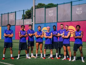 حمزة عبد الكريم بديلاً بتشكيلة برشلونة أمام إلتشي في الدوري الإسباني