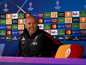 سلوت: احترامي زاد لمدرب غلطة سراي وسنفتقد أليسون وكييزا