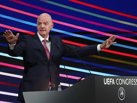 إنفانتينو يلجأ لحيلة زيادة منتخبات كأس العالم لدعمه أمام أوروبا