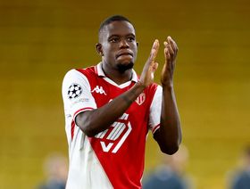 ما سبب تعثر المفاوضات بين الأهلي السعودي ودينيس زكريا؟