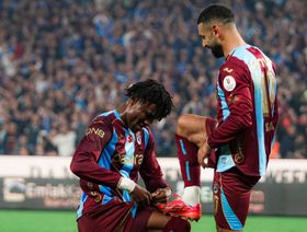 محمد صلاح يسخر من رئيس بشيكتاش
