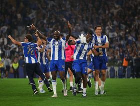 بورتو بطلاً للدوري البرتغالي وخيبة أمل "استثنائية" لجوزيه مورينيو