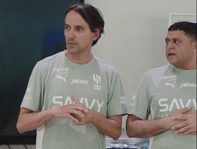 من هو "تيتو الأهلاوي" الذي يظهر إلى جانب إنزاغي في الهلال؟