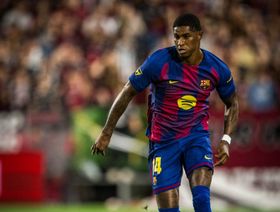 شاهد.. برشلونة يستعرض عضلاته بفوز ساحق وراشفورد يسجل لأول مرة