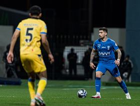 شاهد.. تعادل بين الهلال والتعاون في الشوط الأول واليامي يتعرض لإصابة خطيرة