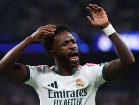 "المادة 121" تهدد فينيسيوس جونيور بالغياب عن الكلاسيكو