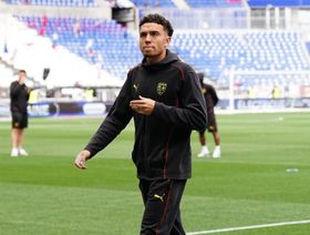العيناوي نجل أسطورة التنس المغربي يجذب عمالقة الدوري الإيطالي