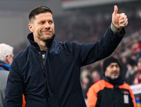 ليفركوزن يعترف بوجود بند لتحرير تشابي إذا تلقى مكالمة ريال مدريد