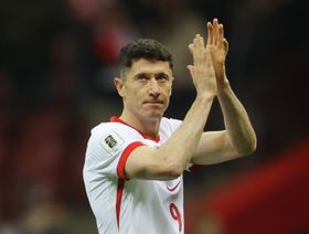 مدرب بولندا يؤكد رغبة ليفاندوفسكي بالعودة للمنتخب