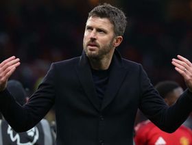 كاريك يشيد برد فعل لاعبي مانشستر يونايتد في الفوز على فولهام