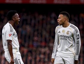 تشابي ألونسو "ينهي" أزمة فينيسيوس بعد تغيير مركزه في ريال مدريد