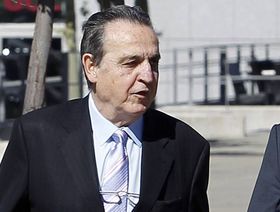 قاض يستدعي نيغريرا للإدلاء بشهادته في ملف مدفوعات برشلونة